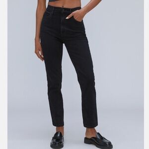 Everlane the original cheeky jean Black size 24